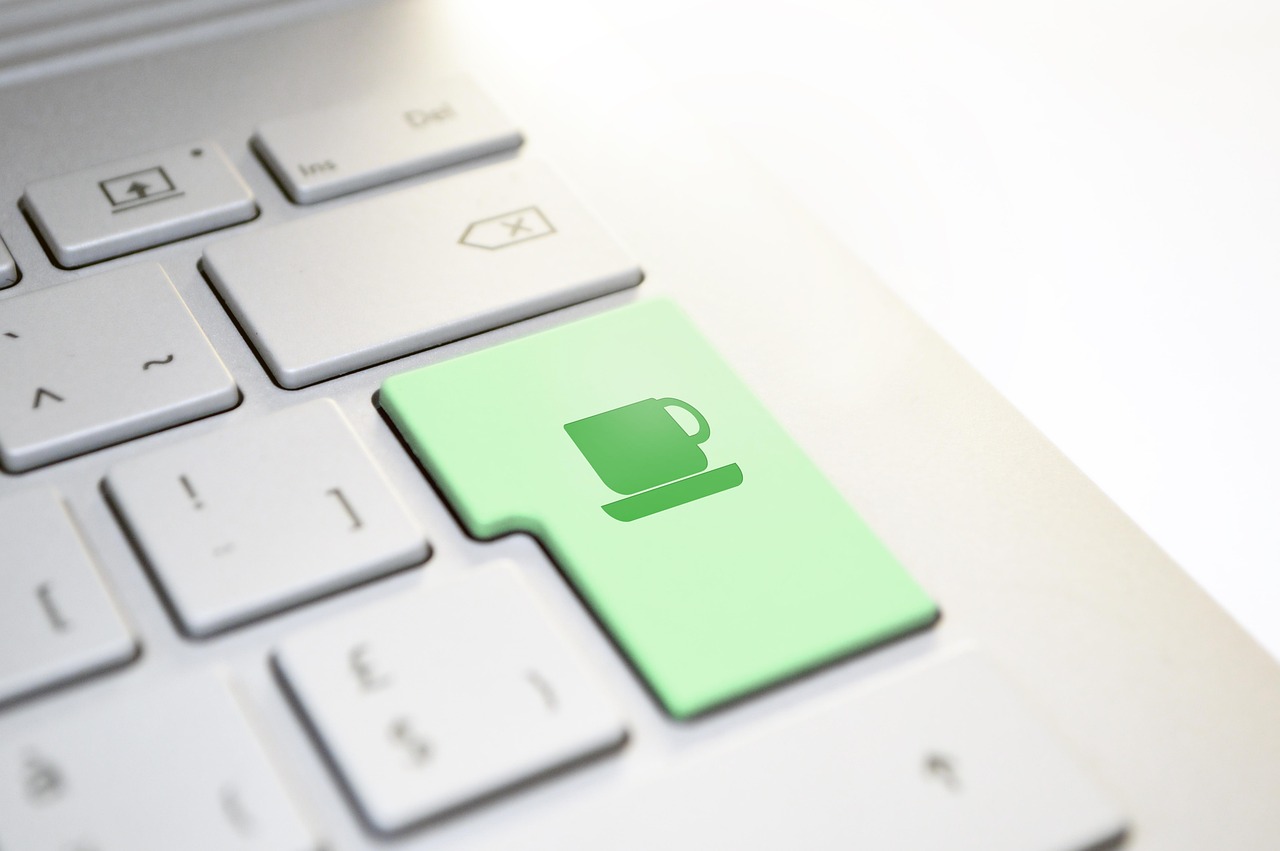 京东店铺数据化运营:工厂如何用商智优化产品与推广策略,提升转化率